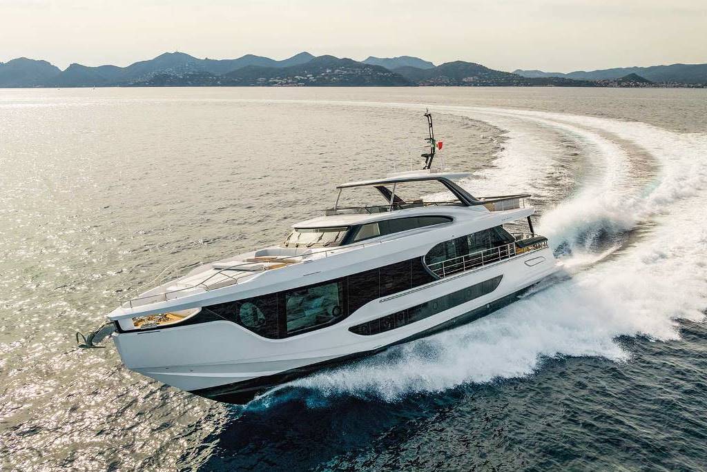 Azimut Grande 26M
