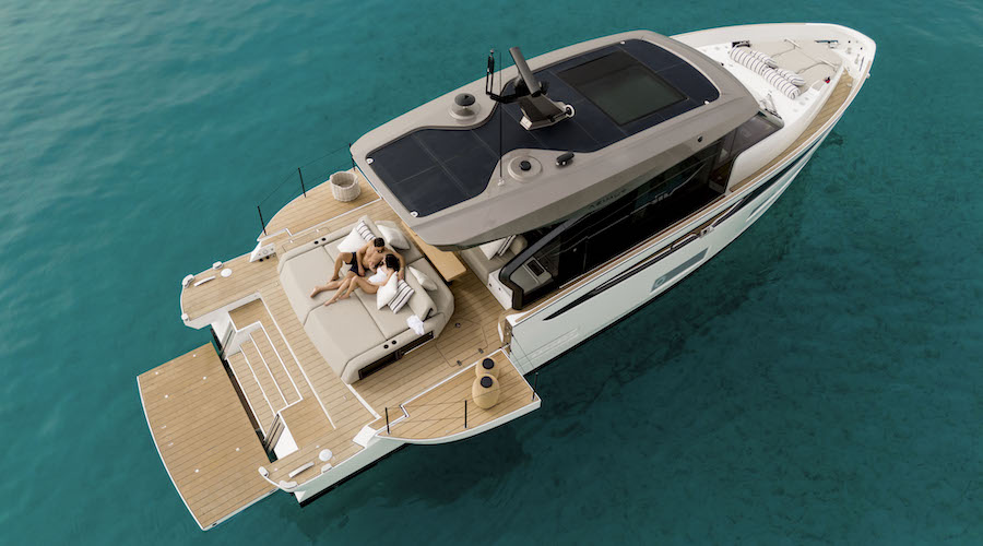 Azimut Seadeck 6